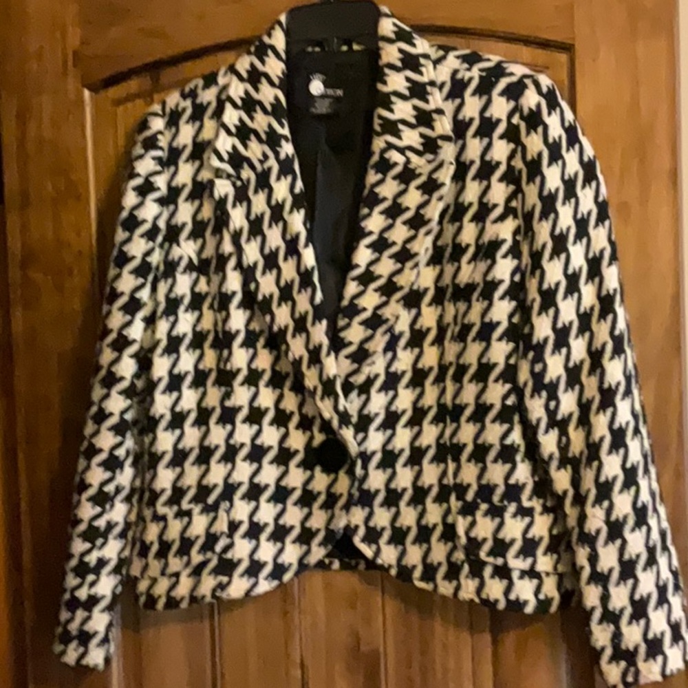 INC International Concepts Black and White Houndstooth Jacket
